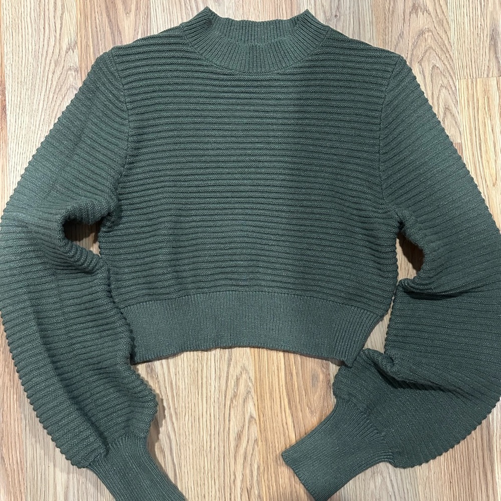 Ribbed Green Sweater